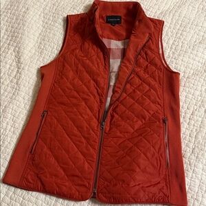41 Hawthorn Quilted Vest - Rust